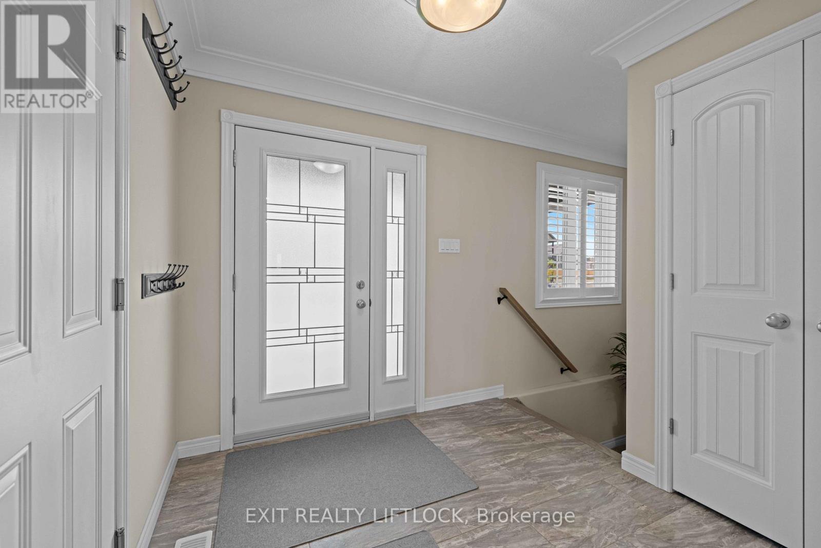100 York Drive, Peterborough North, Ontario  K9K 0H7 - Photo 5 - X12183991
