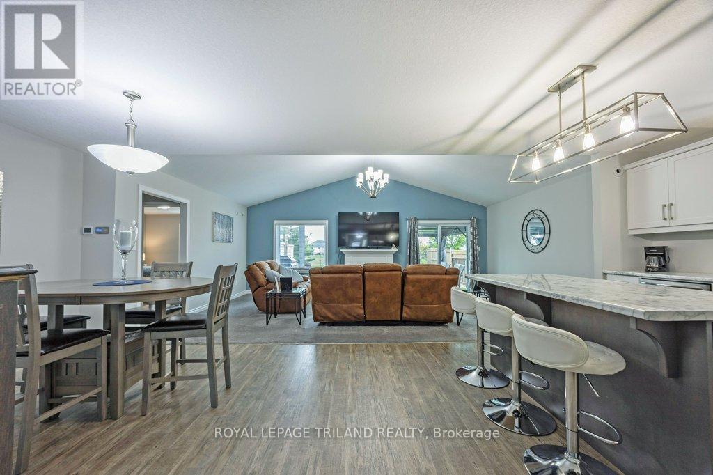 27 Foxtail Lane, St. Thomas, Ontario  N5R 0J2 - Photo 10 - X12183872