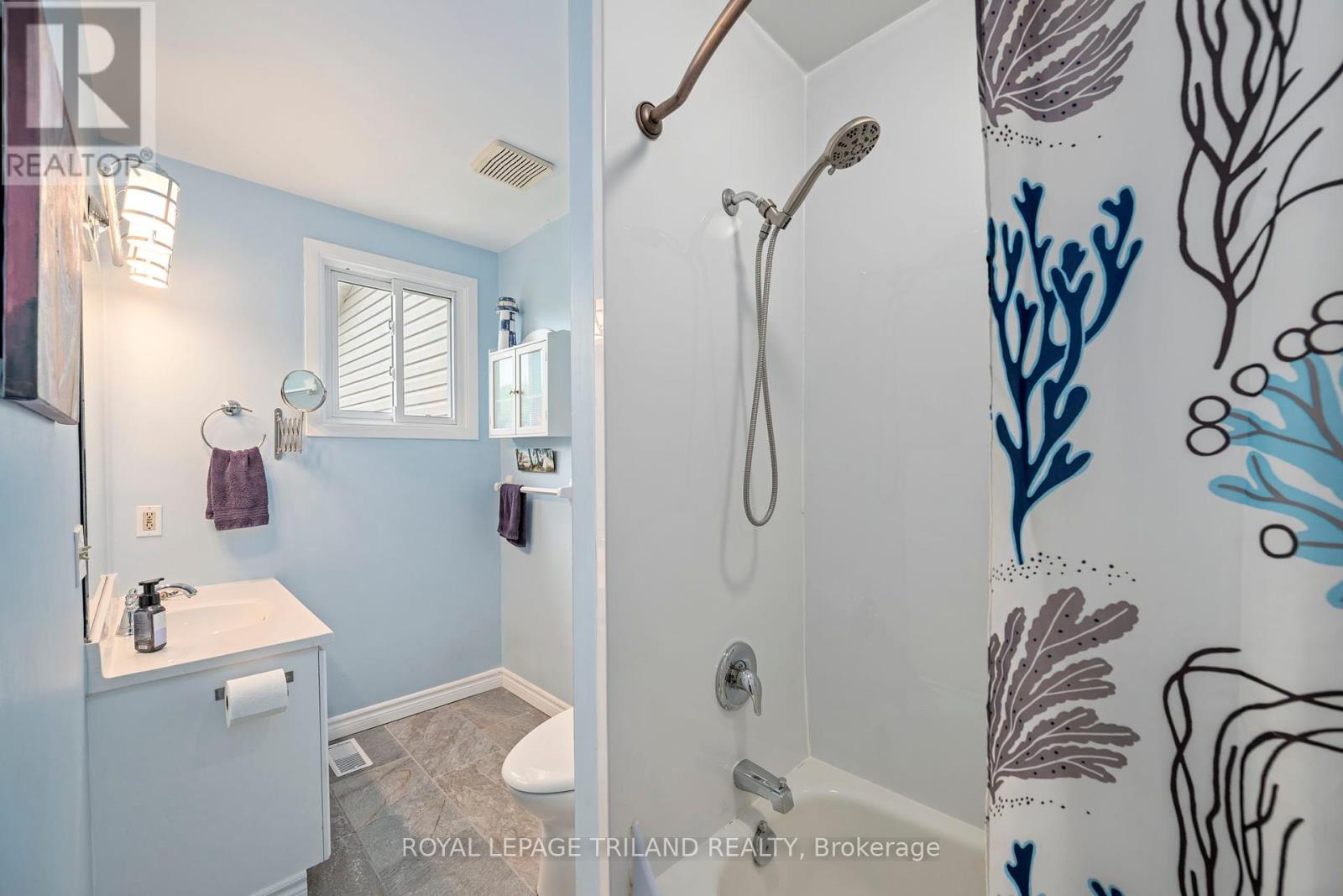 36 - 301 Carlow Road, Central Elgin, Ontario  N5L 1B8 - Photo 21 - X12183893