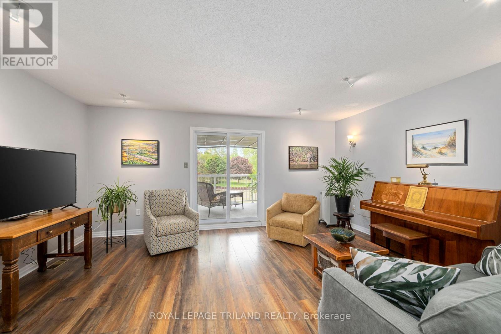36 - 301 Carlow Road, Central Elgin, Ontario  N5L 1B8 - Photo 8 - X12183893