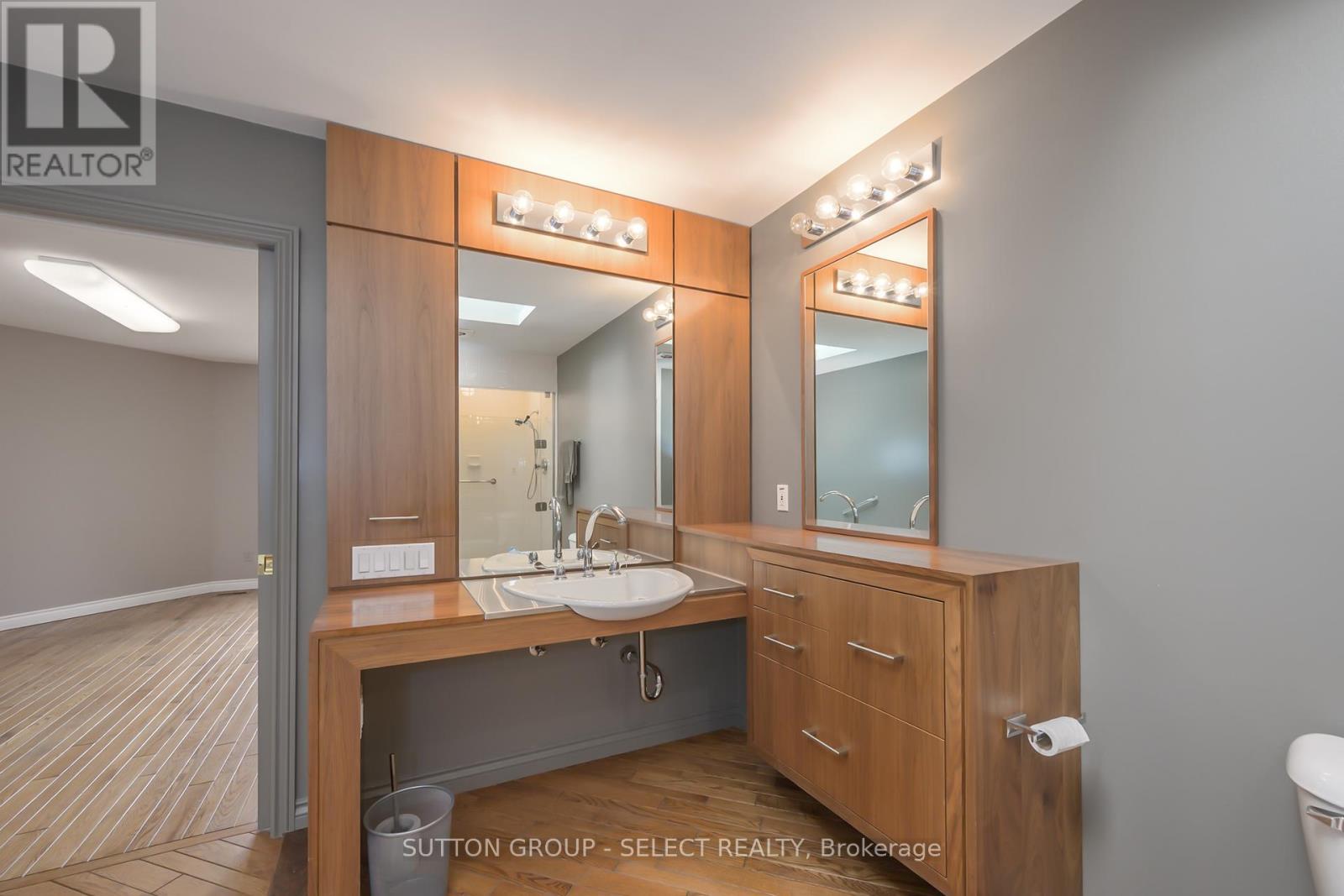 5 - 10 Mackellar Avenue, London North, Ontario  N6H 5C5 - Photo 24 - X12184021
