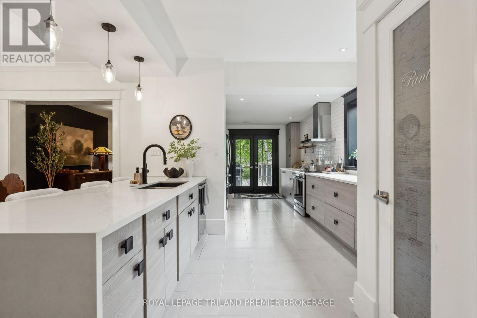 414 Baker Street, London South, Ontario  N6C 1X7 - Photo 14 - X12184036