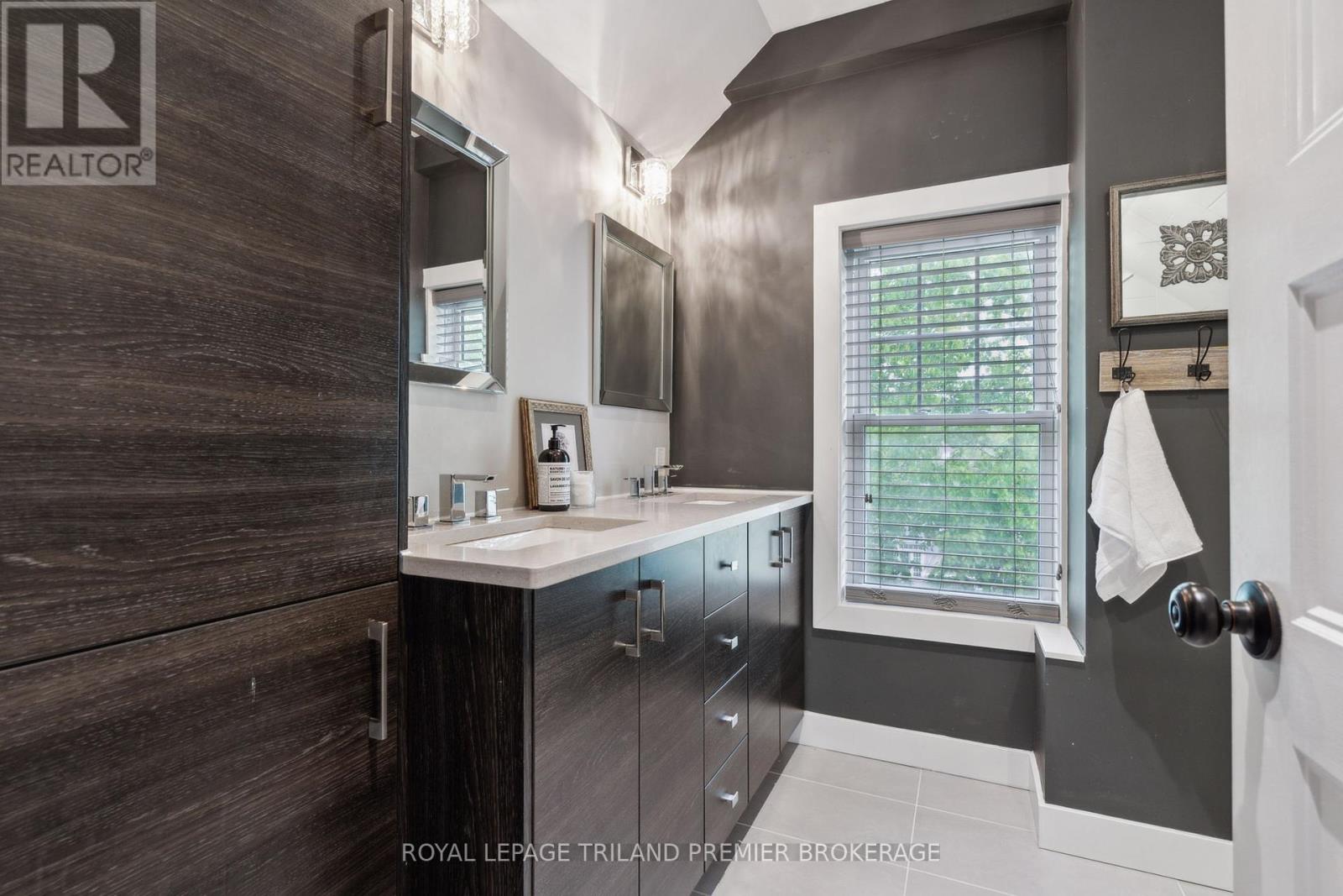 414 Baker Street, London South, Ontario  N6C 1X7 - Photo 30 - X12184036