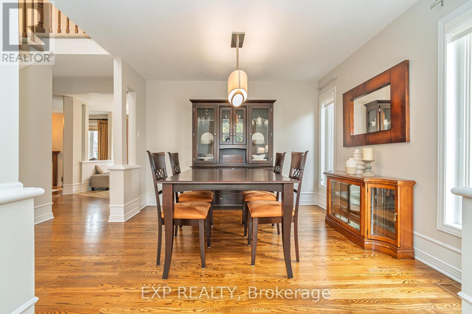 993 Red Spruce Street, Ottawa, Ontario  K1V 1T1 - Photo 5 - X12183988