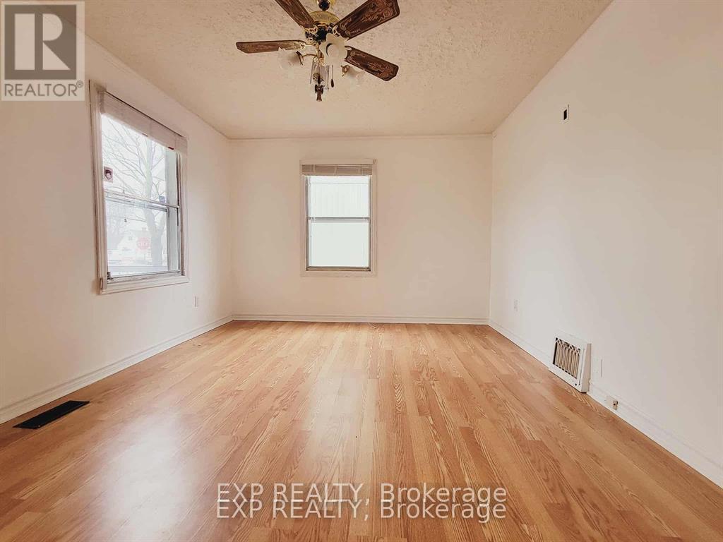 149 Crerar Avenue, Ottawa, Ontario  K1Z 7P4 - Photo 6 - X12184023