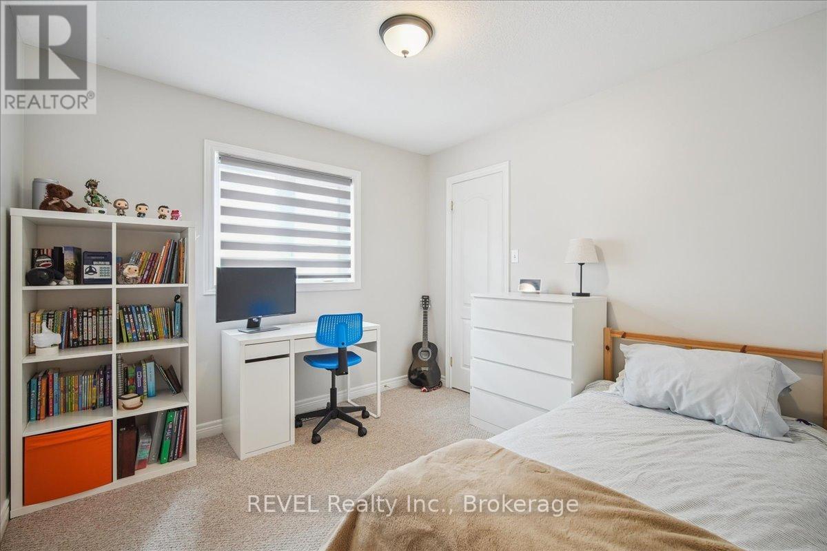 5300 Picketts Way, Burlington, Ontario  L7L 7J6 - Photo 16 - W12183973