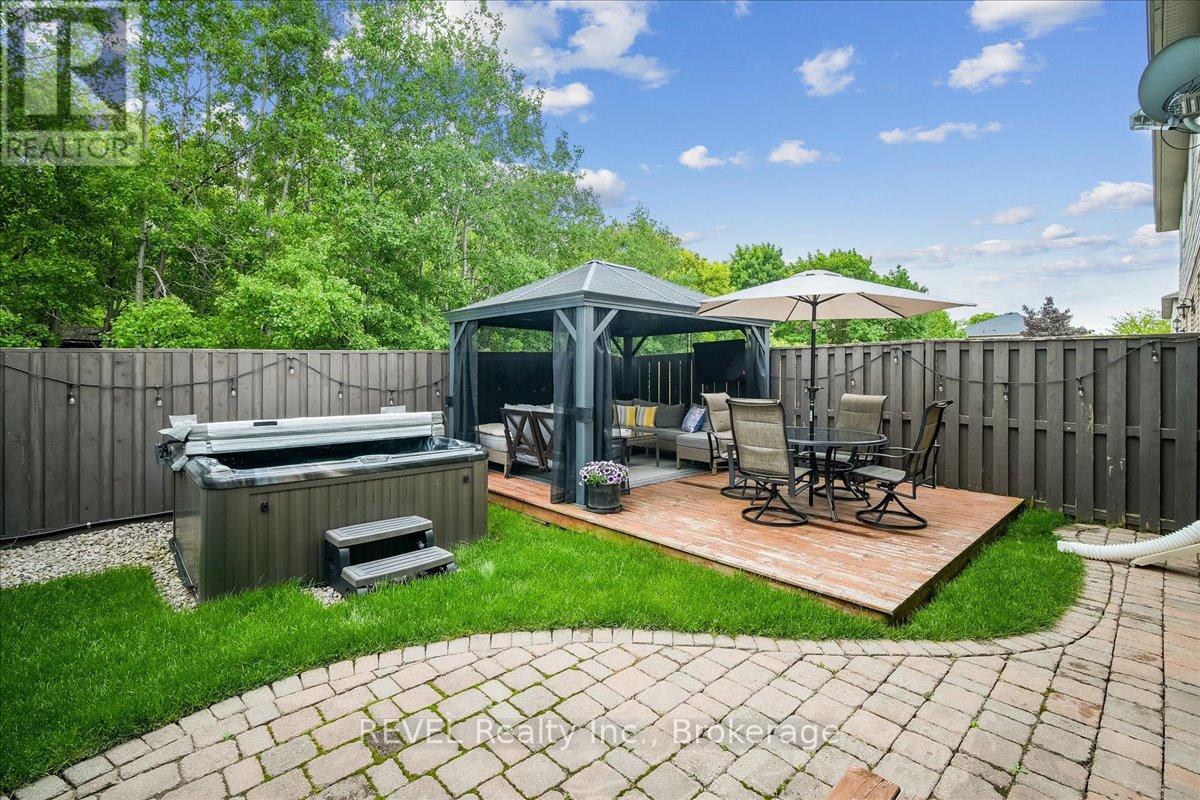 5300 Picketts Way, Burlington, Ontario  L7L 7J6 - Photo 25 - W12183973