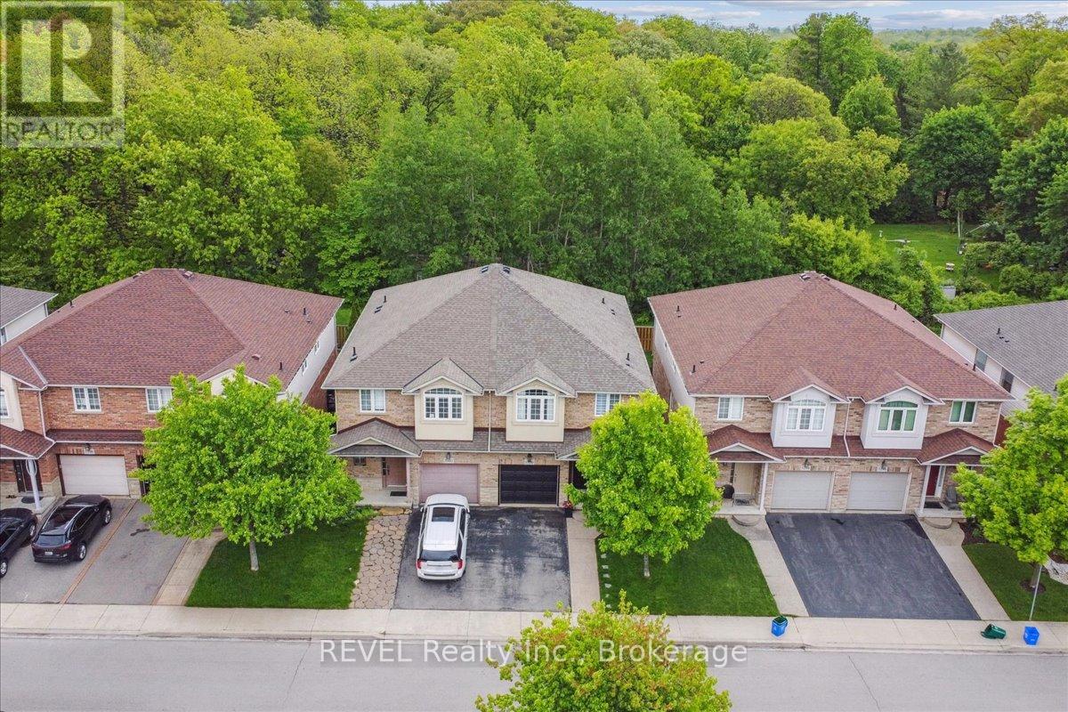 5300 Picketts Way, Burlington, Ontario  L7L 7J6 - Photo 3 - W12183973