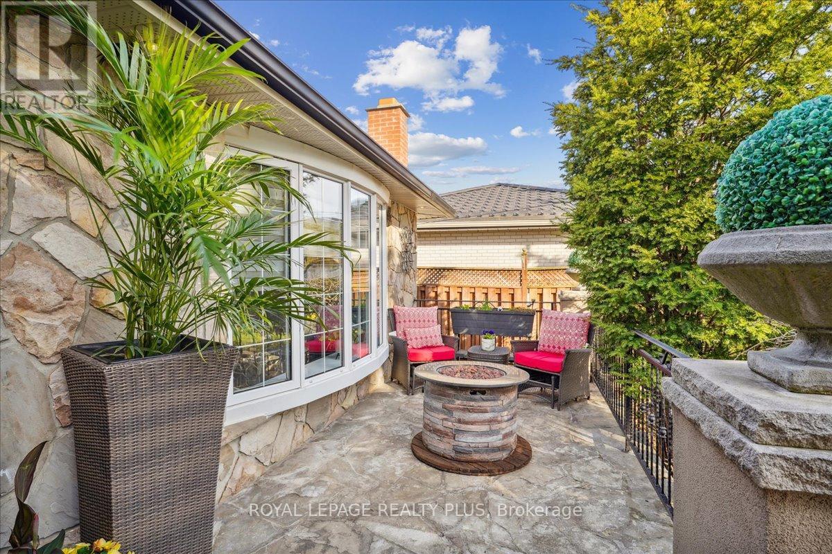Property at 2409 SPEYSIDE DRIVE image 5