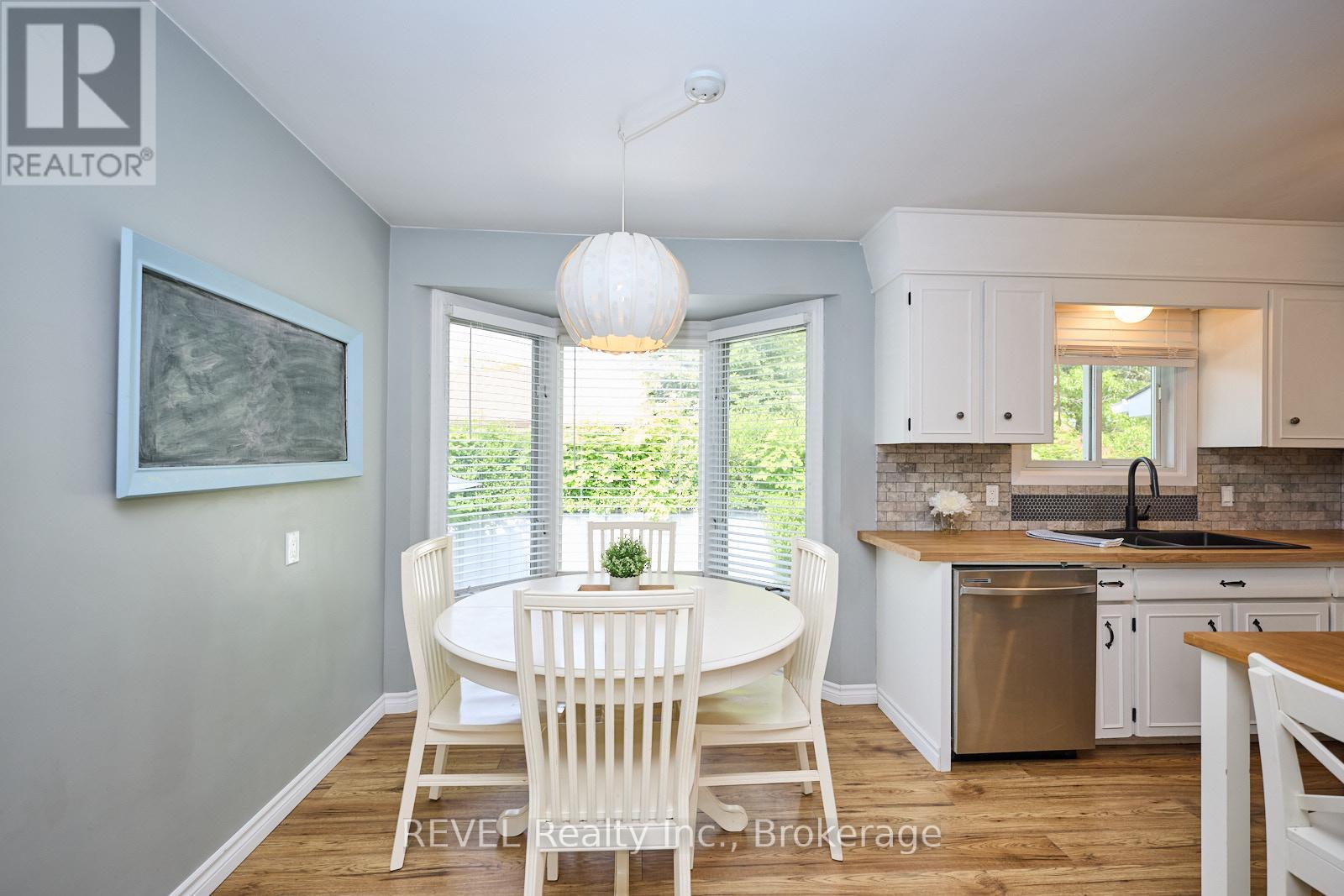 12 Ridley Heights Drive, St. Catharines (Ridley), Ontario  L2S 2J2 - Photo 12 - X12183989