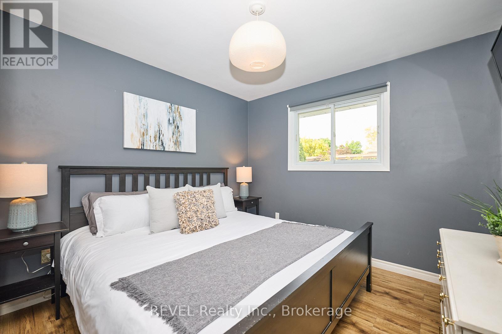 12 Ridley Heights Drive, St. Catharines, Ontario  L2S 2J2 - Photo 16 - X12183989