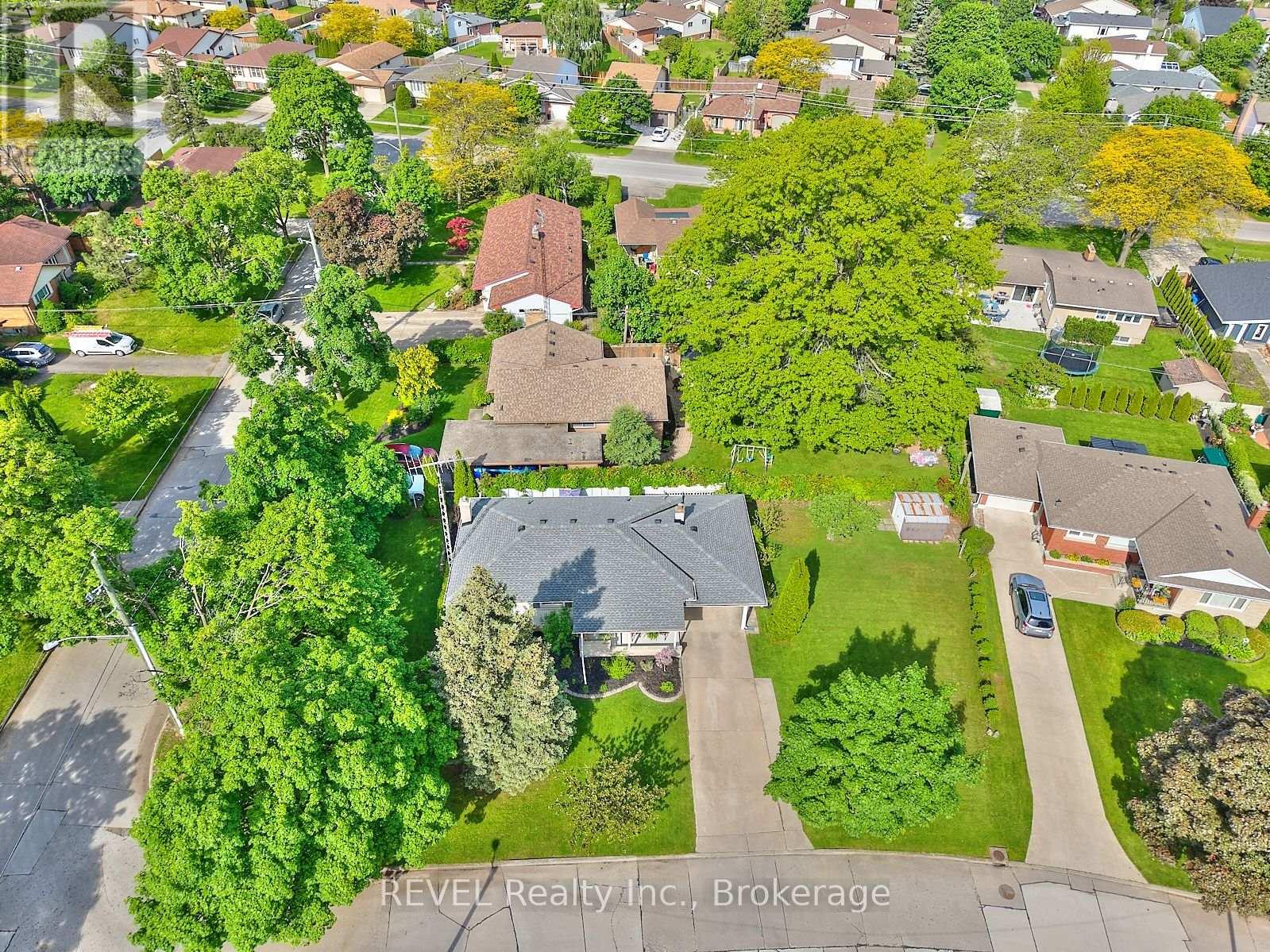 12 Ridley Heights Drive, St. Catharines, Ontario  L2S 2J2 - Photo 34 - X12183989