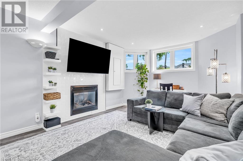 Property at 33 LONG Lane image 1
