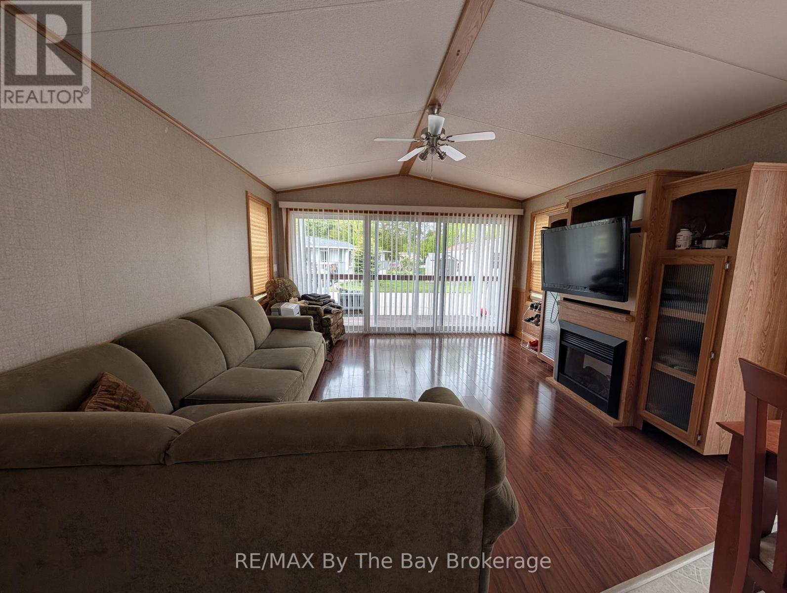 5 Chippewa Trail, Wasaga Beach, Ontario  L9Z 1X7 - Photo 10 - S12184017
