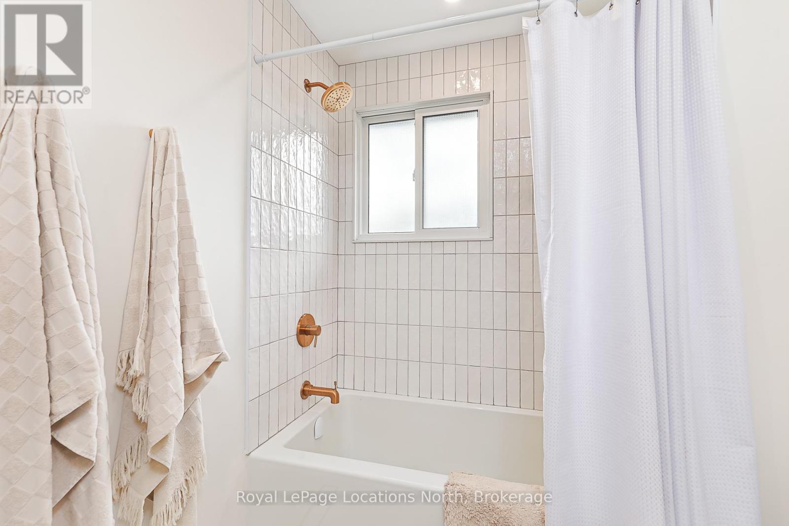 254 Third Street, Collingwood, Ontario  L9Y 4E7 - Photo 24 - S12184031
