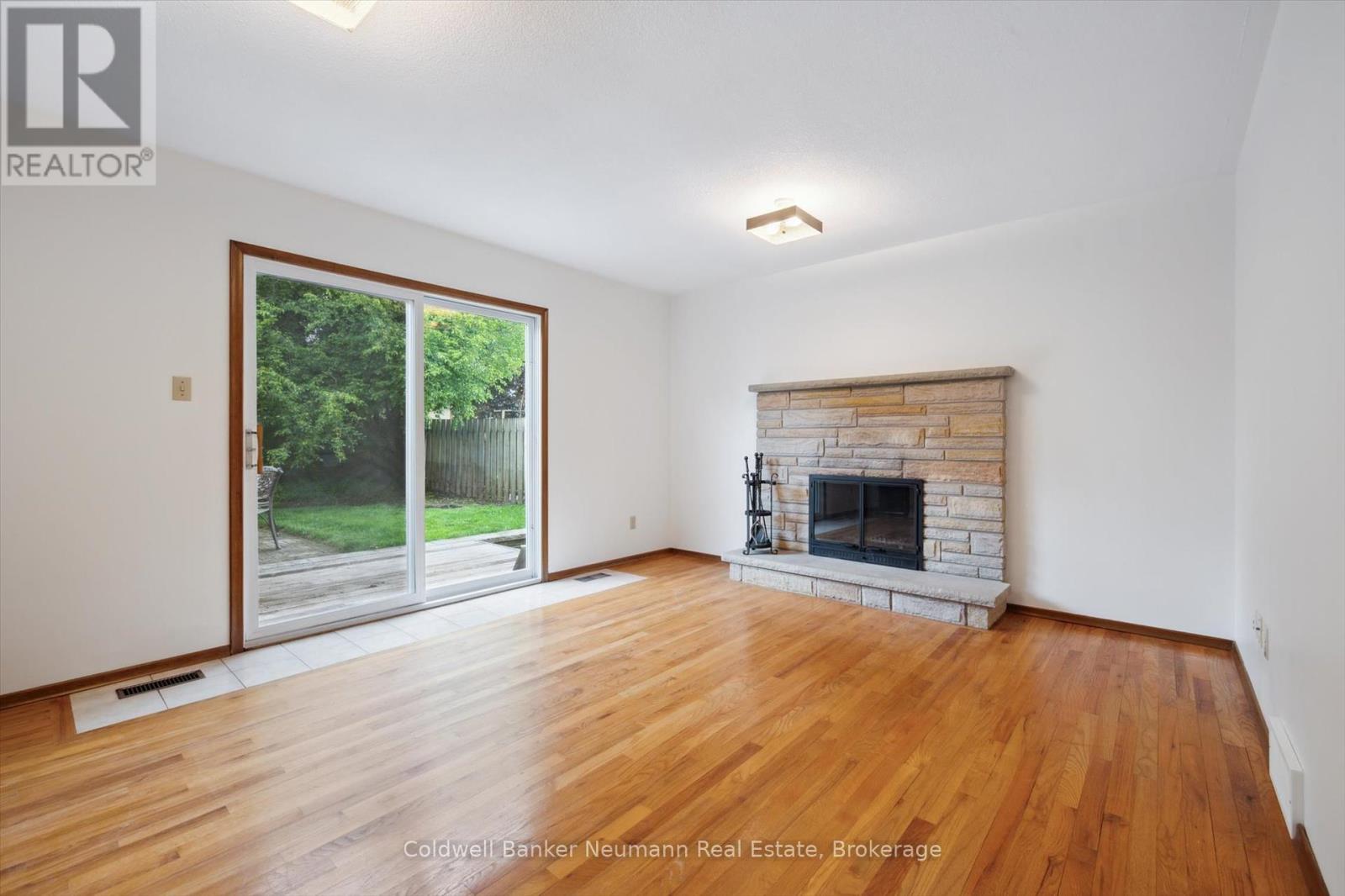 40 Keats Crescent, Guelph, Ontario  N1G 3B2 - Photo 20 - X12183910