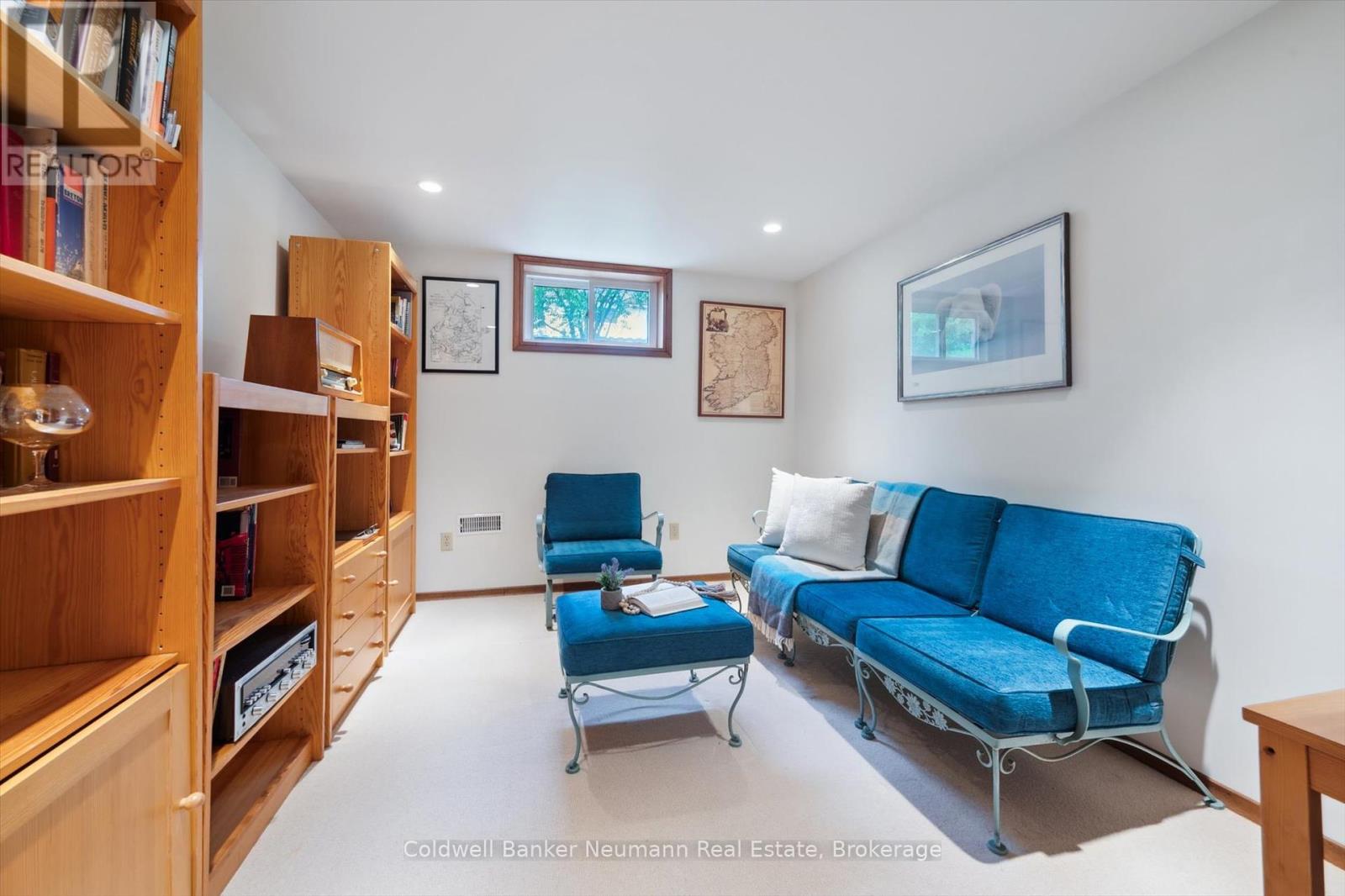 40 Keats Crescent, Guelph, Ontario  N1G 3B2 - Photo 31 - X12183910
