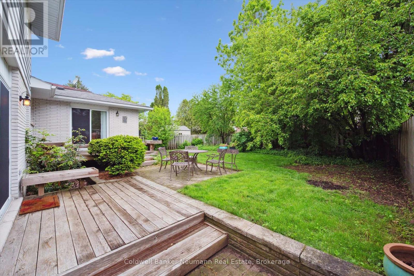 40 Keats Crescent, Guelph, Ontario  N1G 3B2 - Photo 38 - X12183910