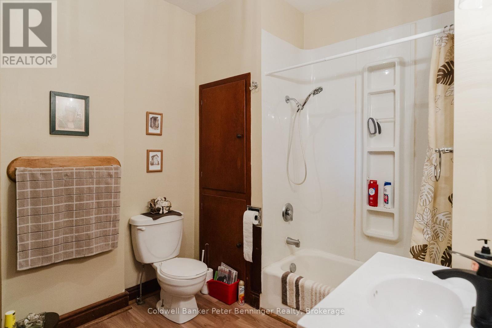 59 2 Concession, Kincardine, Ontario  N0G 2T0 - Photo 33 - X12184055
