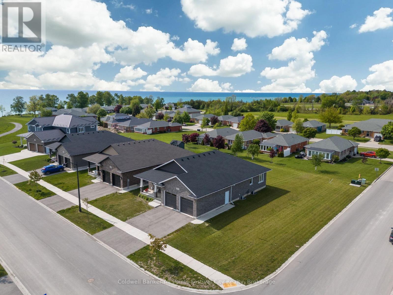 432 Coast Drive S, Goderich, Ontario  N7A 4M6 - Photo 49 - X12184074