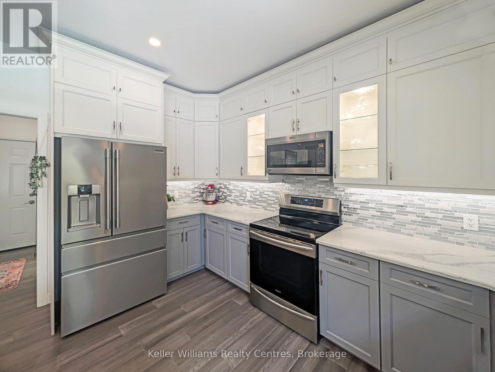 187 Pellisier Street, Grey Highlands, Ontario  N0C 1E0 - Photo 11 - X12184076