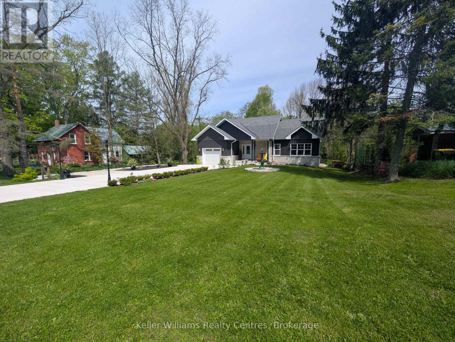 187 Pellisier Street, Grey Highlands, Ontario  N0C 1E0 - Photo 39 - X12184076