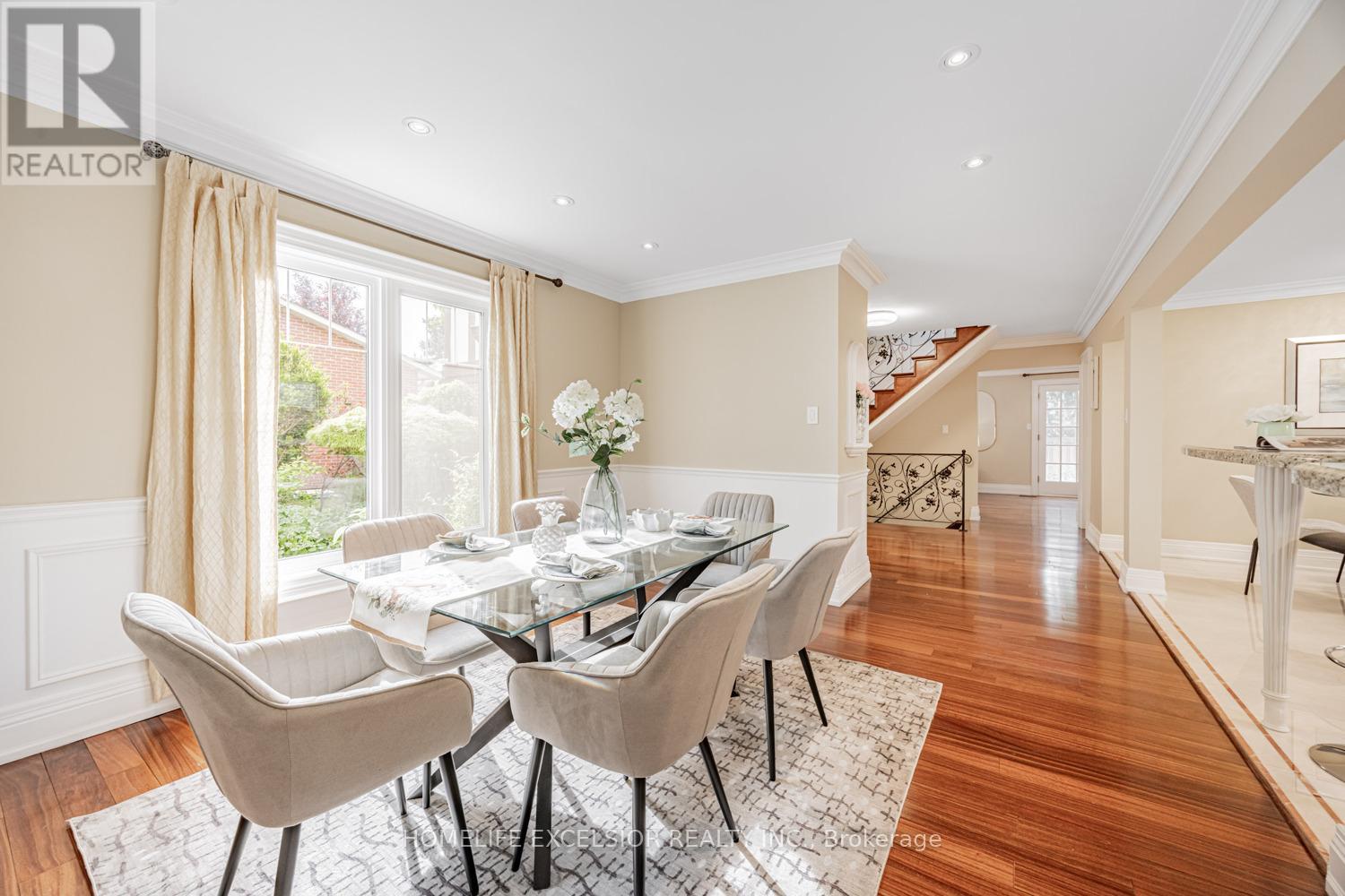 32 Mossgrove Trail, Toronto, Ontario  M2L 2W3 - Photo 12 - C12183891