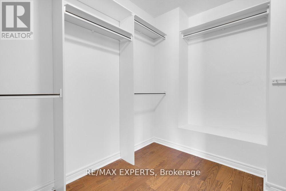 M - 3348 Bayview Avenue, Toronto, Ontario  M2M 3R9 - Photo 19 - C12183922