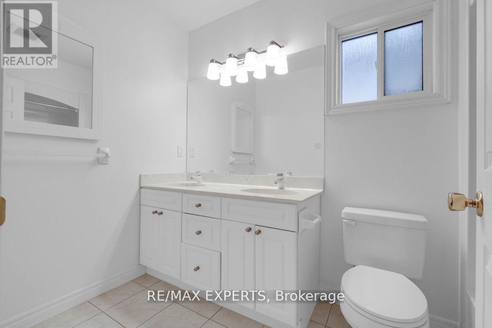 M - 3348 Bayview Avenue, Toronto, Ontario  M2M 3R9 - Photo 23 - C12183922
