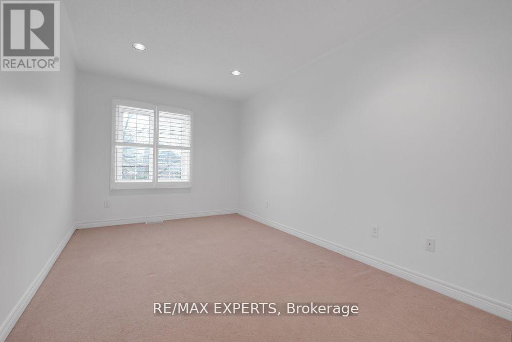 M - 3348 Bayview Avenue, Toronto, Ontario  M2M 3R9 - Photo 25 - C12183922