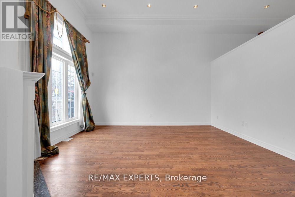 M - 3348 Bayview Avenue, Toronto, Ontario  M2M 3R9 - Photo 5 - C12183922