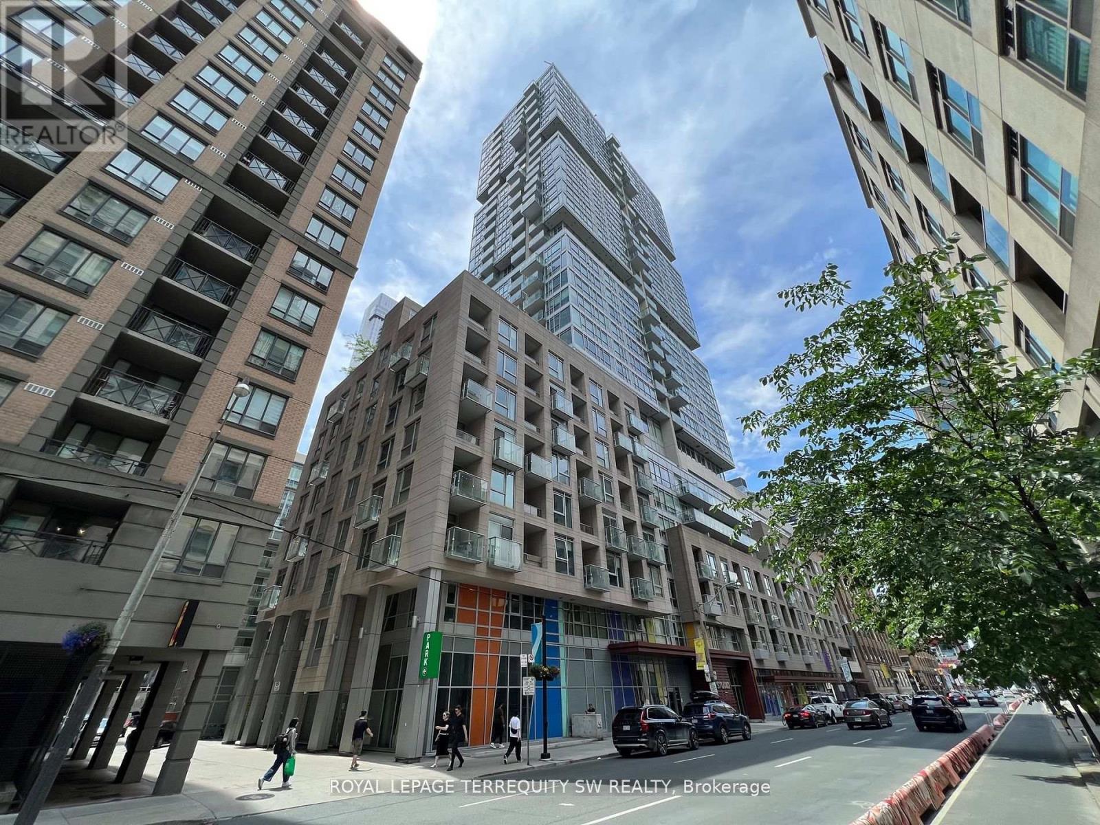 2202 - 199 RICHMOND STREET, Toronto, Ontario
