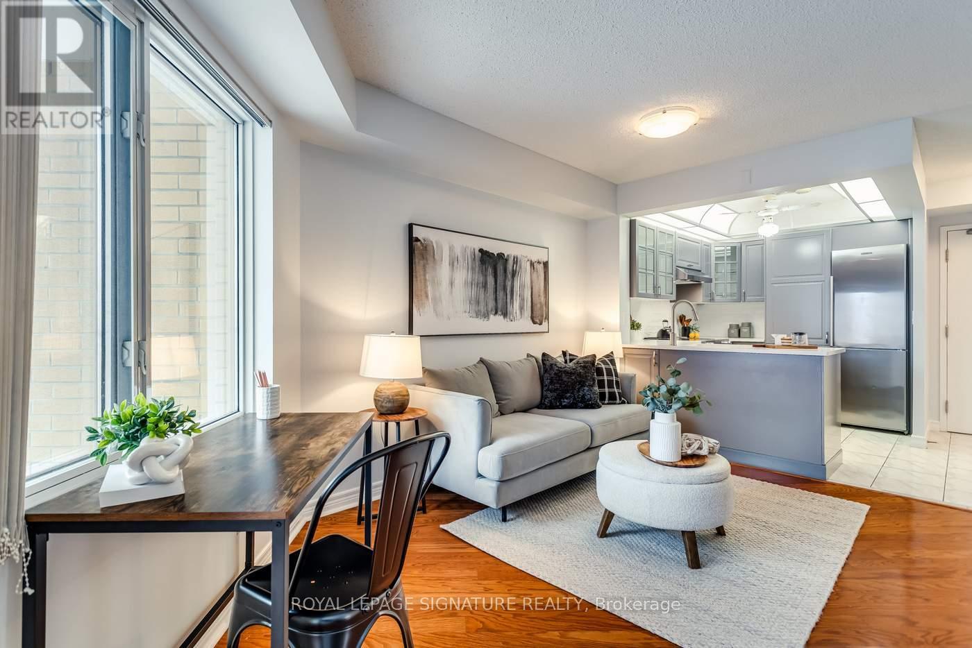 311 - 211 Randolph Road, Toronto, Ontario  M4G 4H1 - Photo 12 - C12184044