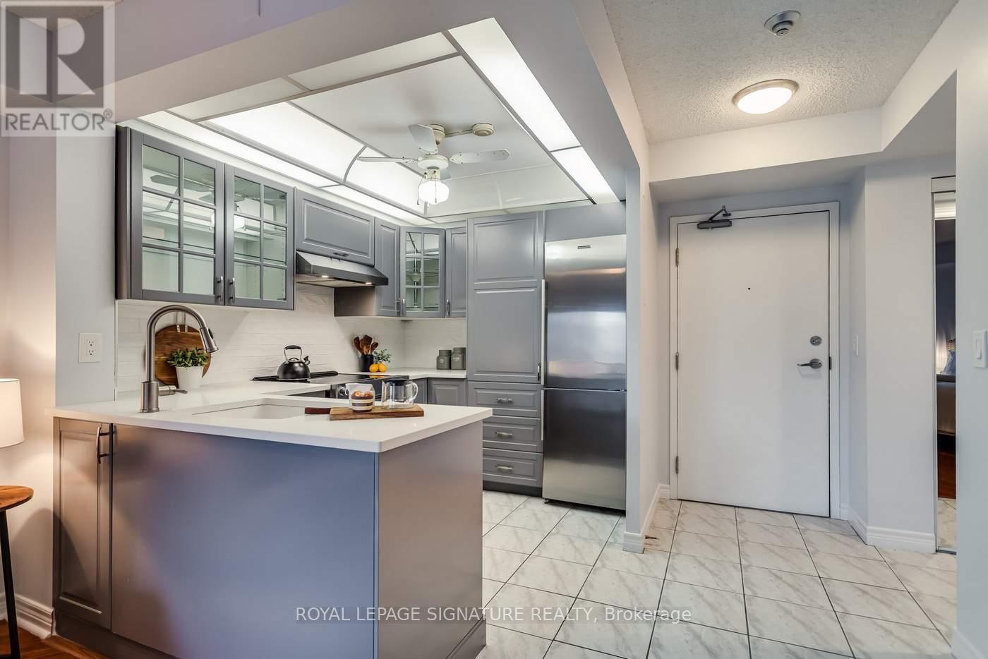 311 - 211 Randolph Road, Toronto, Ontario  M4G 4H1 - Photo 4 - C12184044