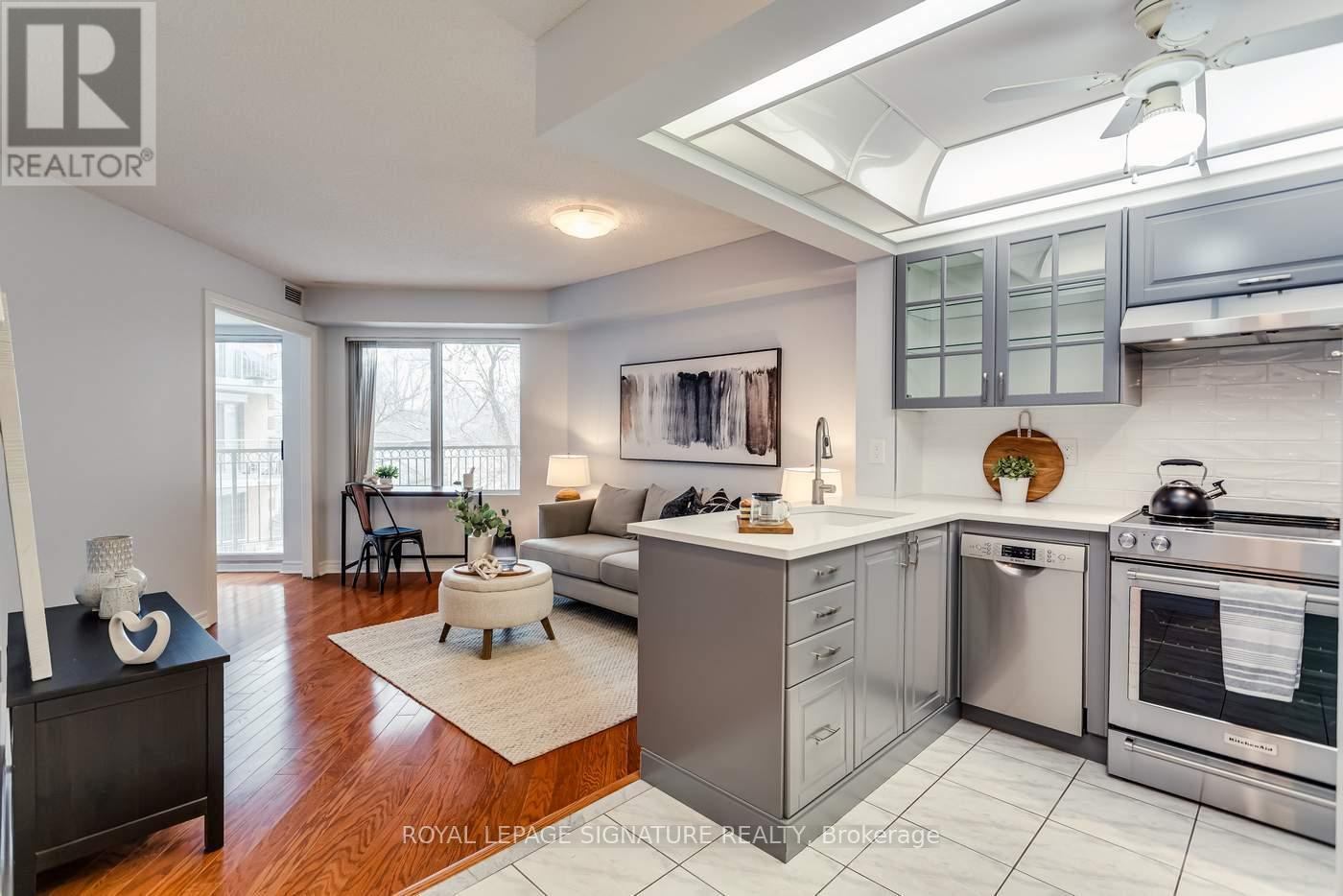 311 - 211 Randolph Road, Toronto, Ontario  M4G 4H1 - Photo 7 - C12184044