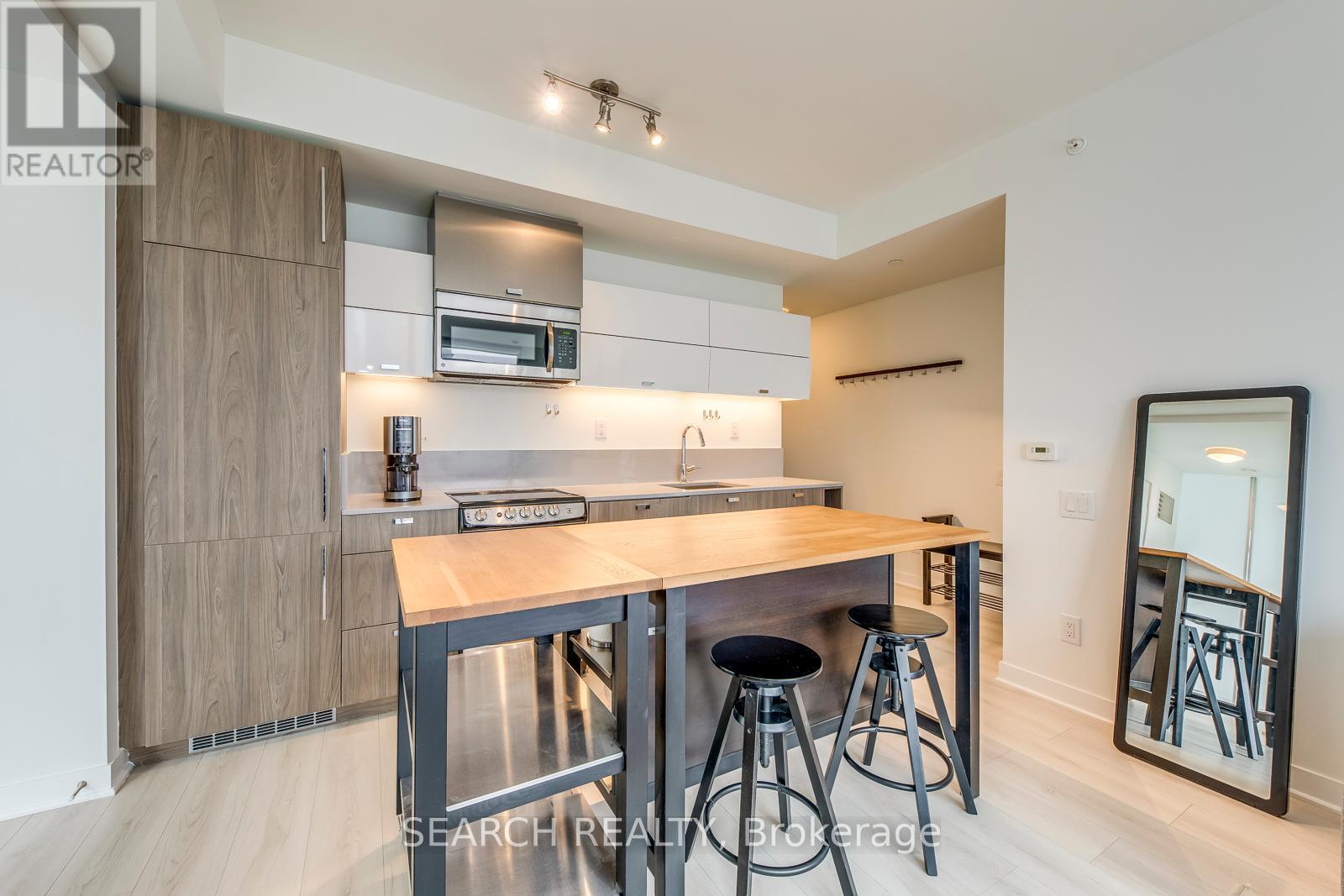 2010 - 290 Adelaide Street W, Toronto, Ontario  M5V 1P7 - Photo 12 - C12184054