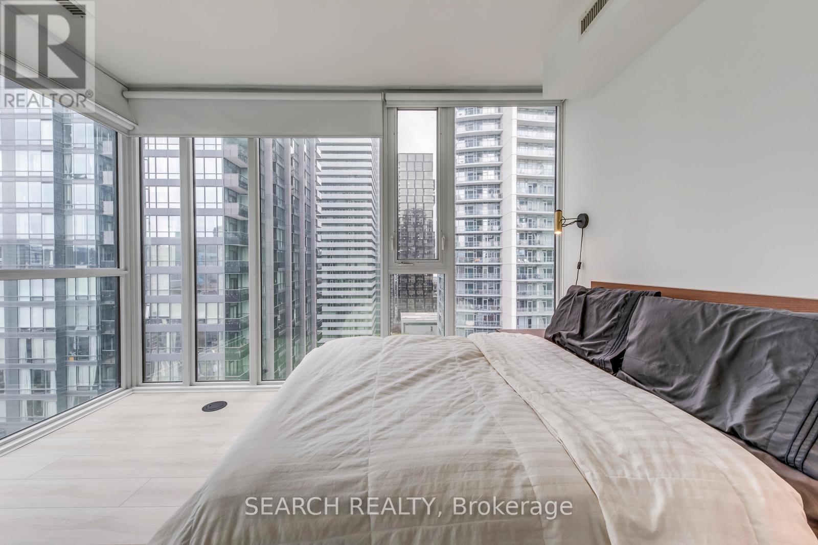 2010 - 290 Adelaide Street W, Toronto, Ontario  M5V 1P7 - Photo 20 - C12184054