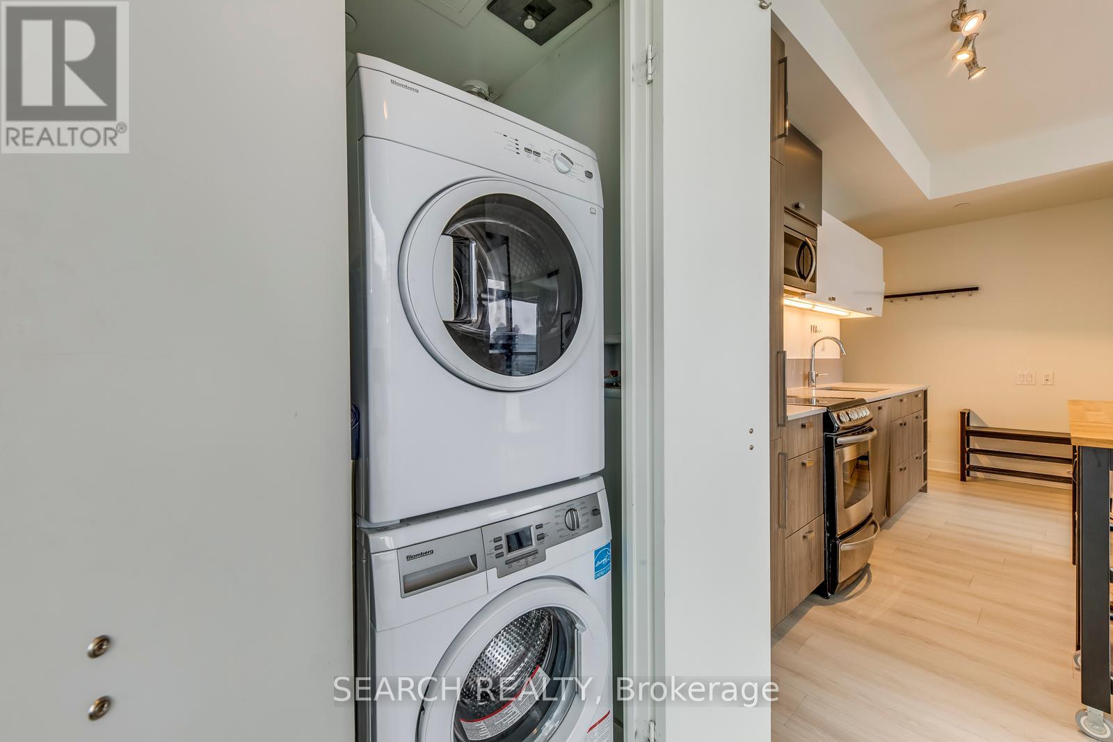 2010 - 290 Adelaide Street W, Toronto, Ontario  M5V 1P7 - Photo 26 - C12184054