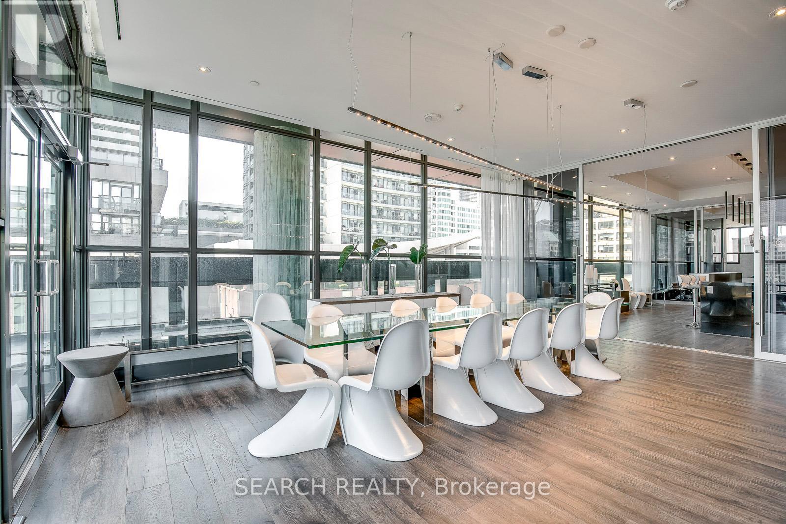 2010 - 290 Adelaide Street W, Toronto, Ontario  M5V 1P7 - Photo 37 - C12184054