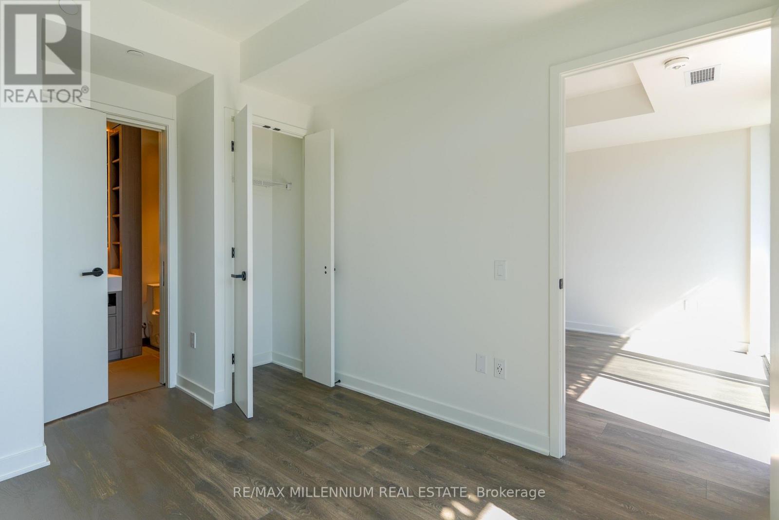 1905 - 55 Charles Street, Toronto, Ontario  M4Y 0J1 - Photo 11 - C12184077