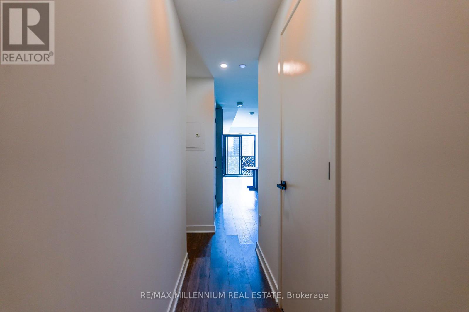1905 - 55 Charles Street, Toronto, Ontario  M4Y 0J1 - Photo 21 - C12184077