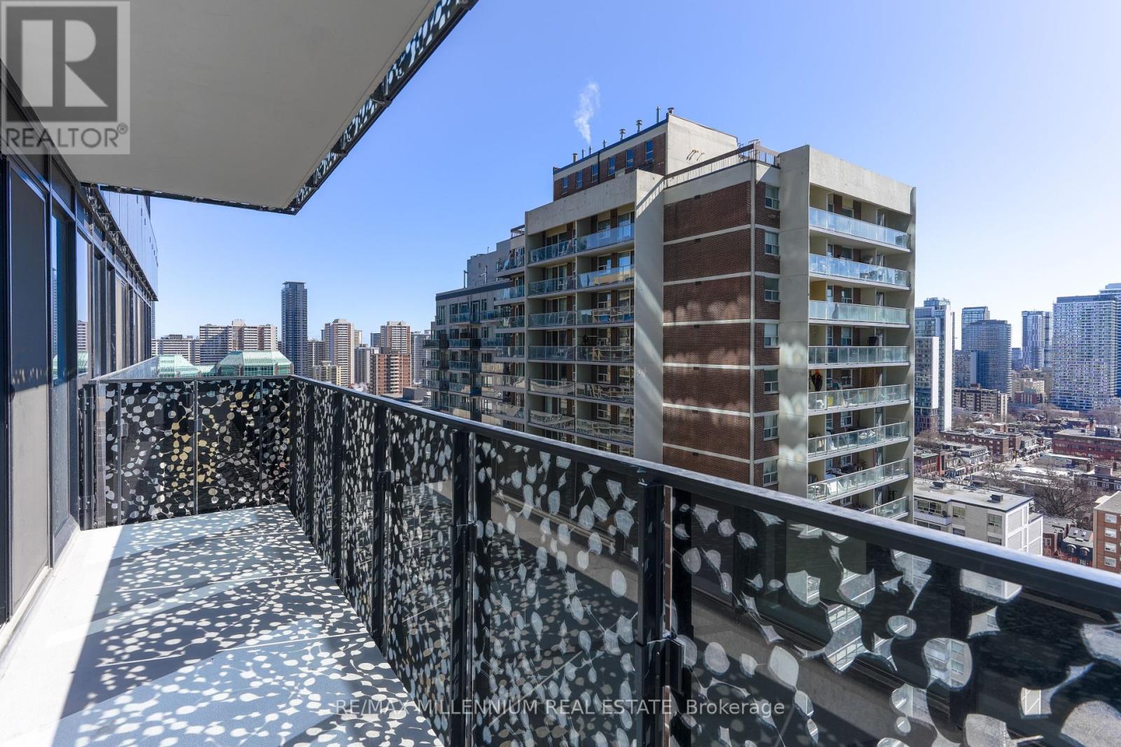 1905 - 55 Charles Street, Toronto, Ontario  M4Y 0J1 - Photo 31 - C12184077