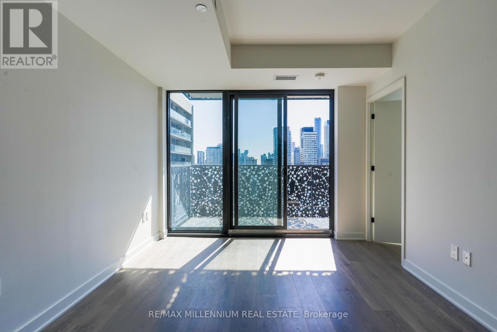 1905 - 55 Charles Street, Toronto, Ontario  M4Y 0J1 - Photo 7 - C12184077