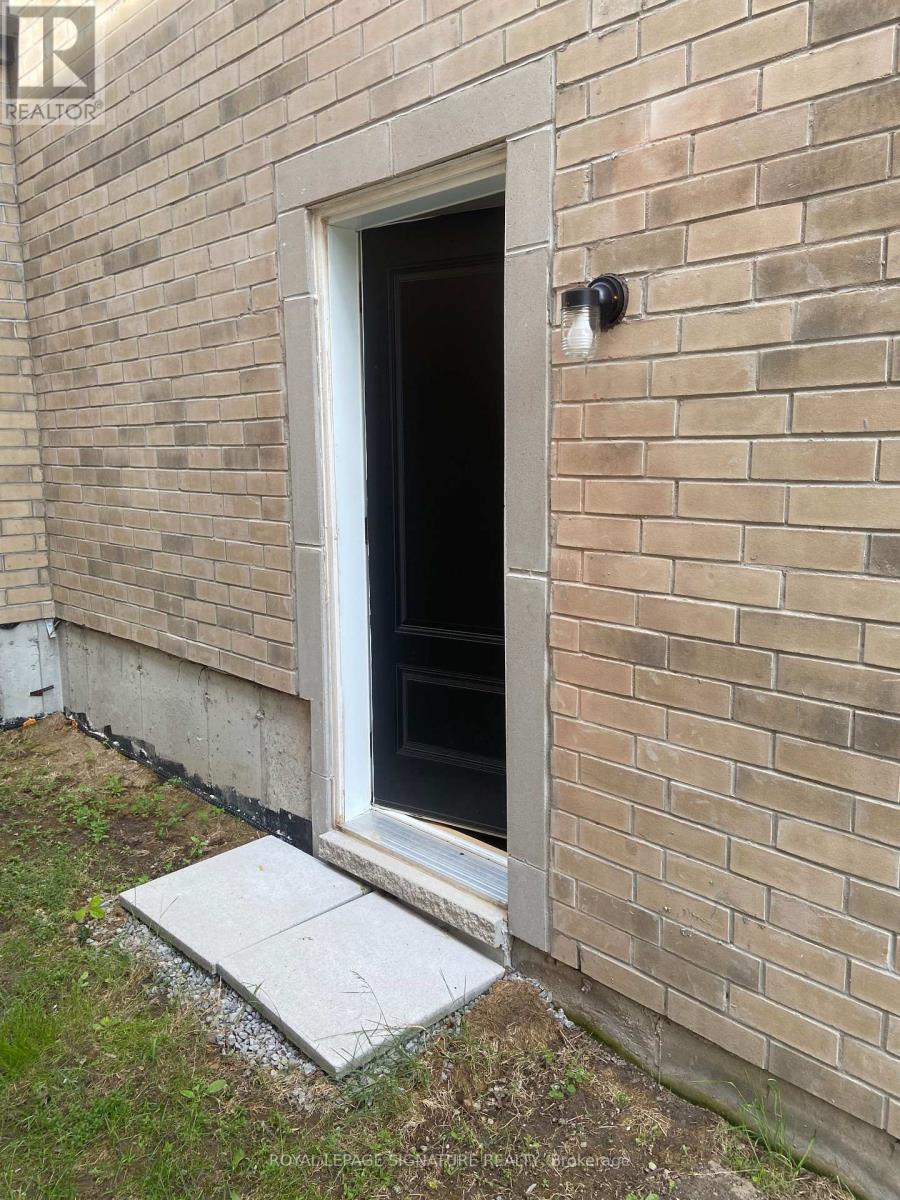 3 - 487 Aztec Drive, Oshawa, Ontario  L1J 7S7 - Photo 2 - E12183860