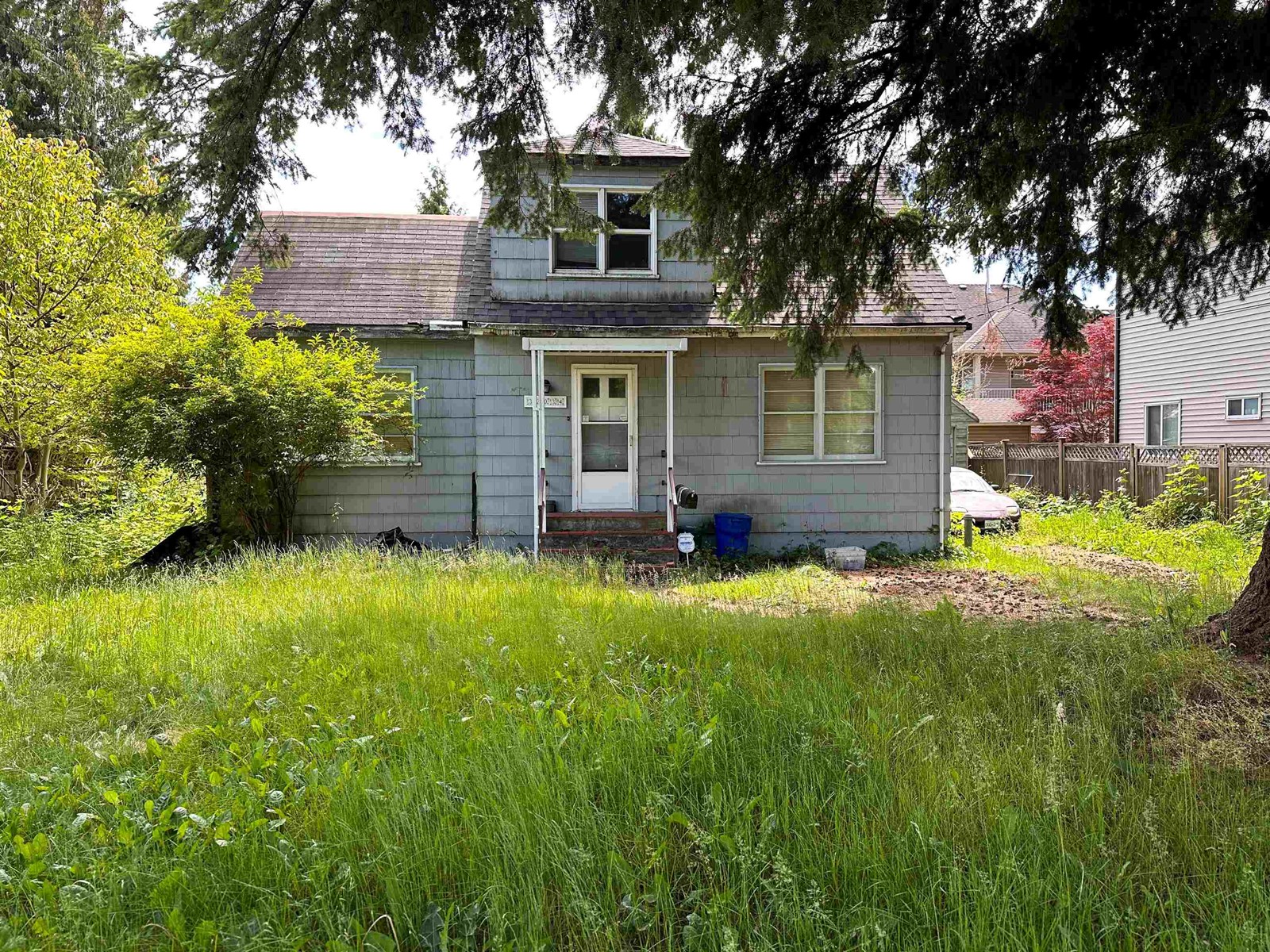 32034 Hillcrest Avenue, Mission, British Columbia  V2V 1L2 - Photo 2 - R3008956