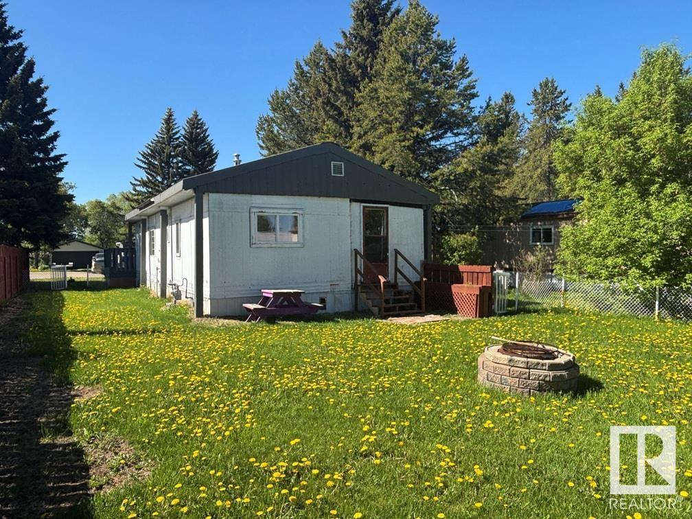 205 Maple Cres, Breton, Alberta  T0C 0P0 - Photo 10 - E4439385