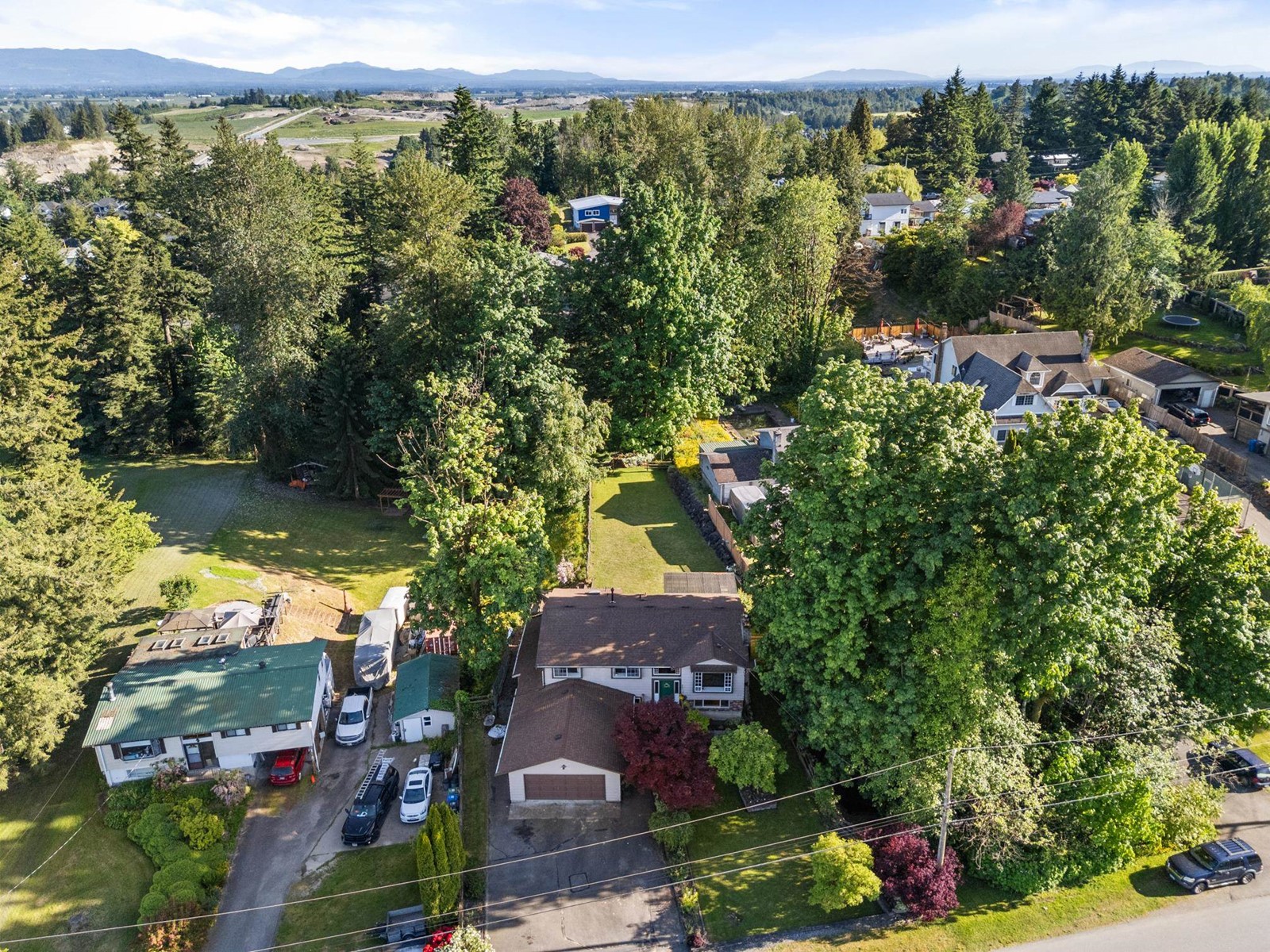 29484 Duncan Avenue, Abbotsford, British Columbia  V4X 1J4 - Photo 2 - R3008911