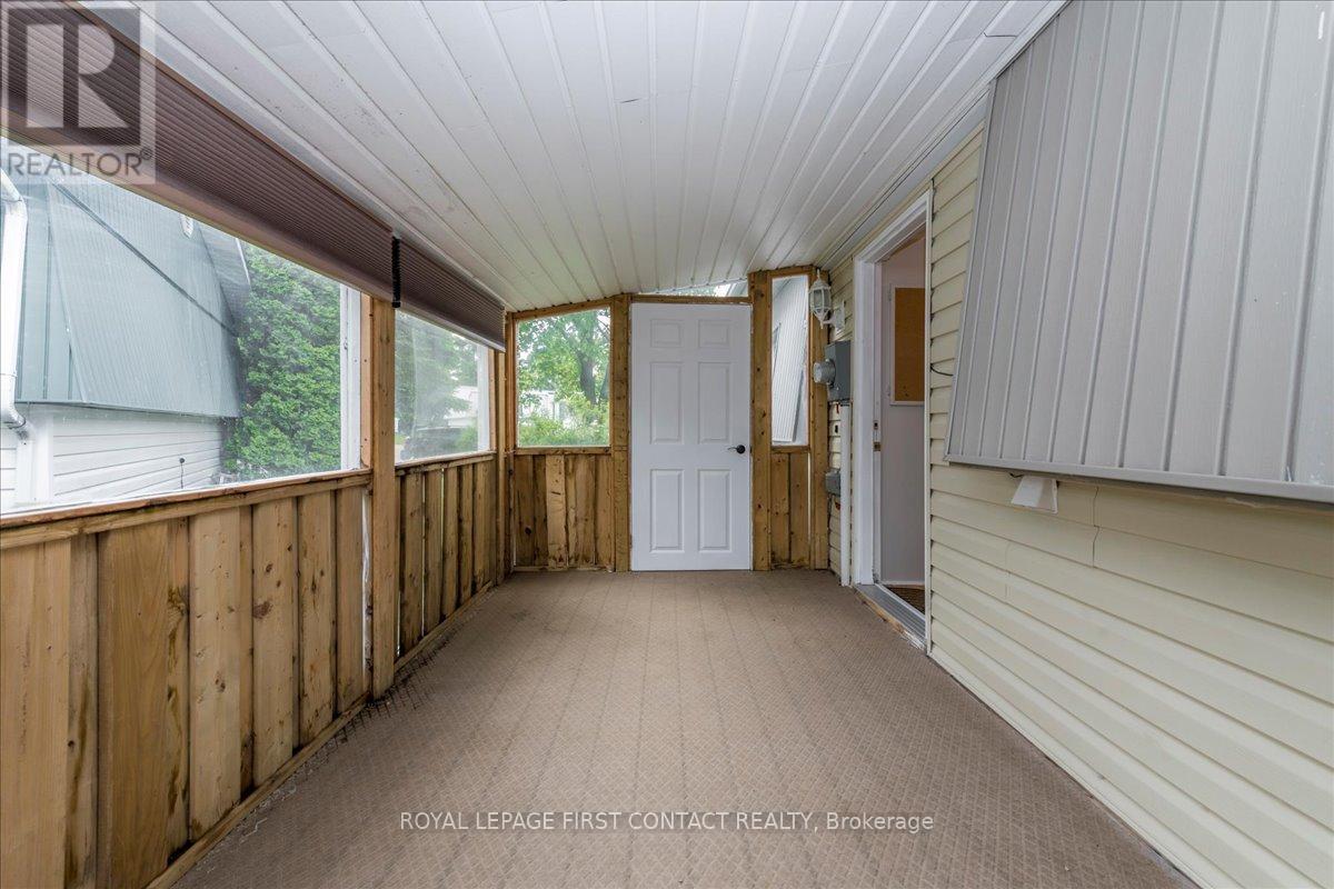 68 Linden Lane, Innisfil, Ontario  L9S 1P2 - Photo 19 - N12184058