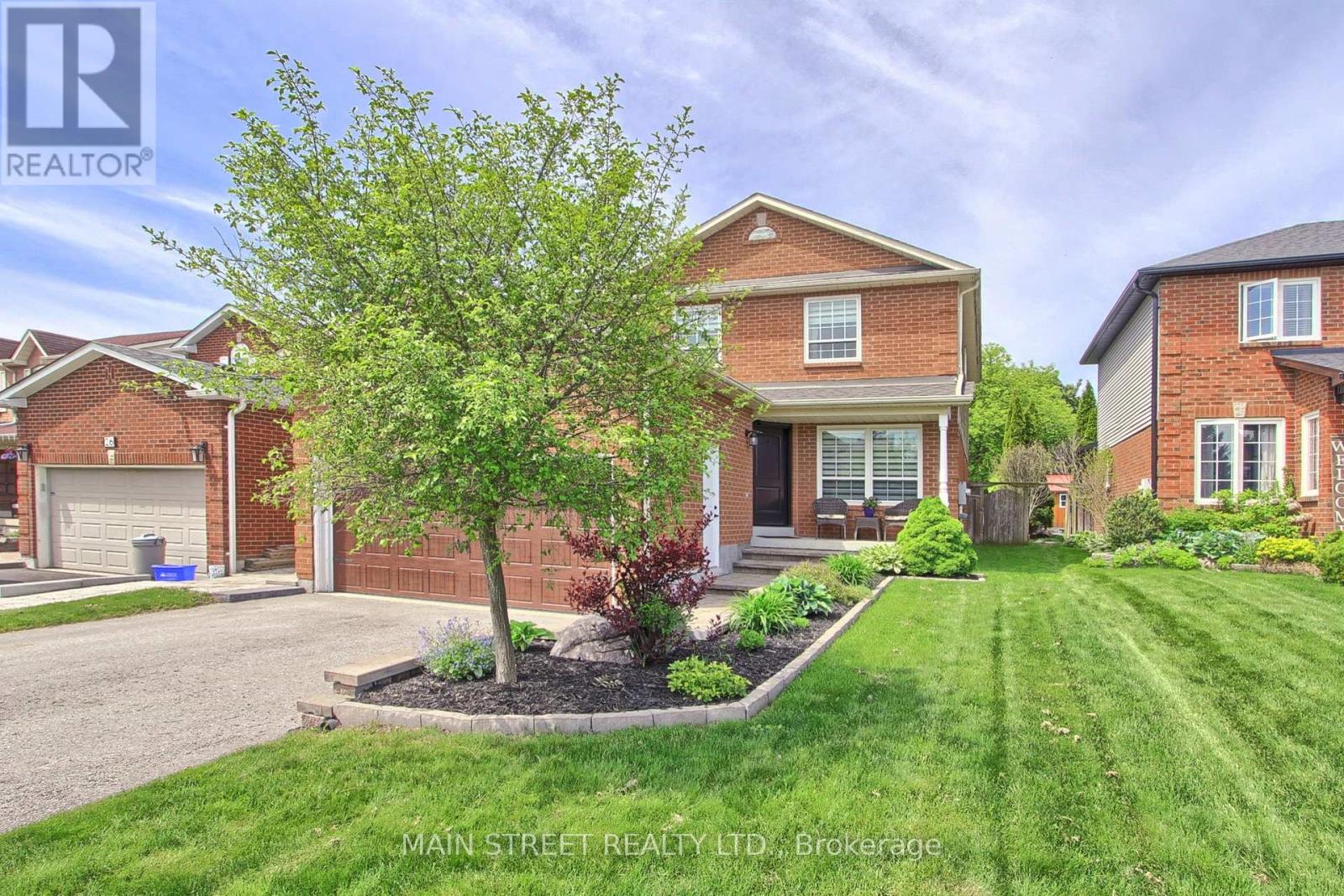 28 LADYBURN DRIVE, Georgina, Ontario