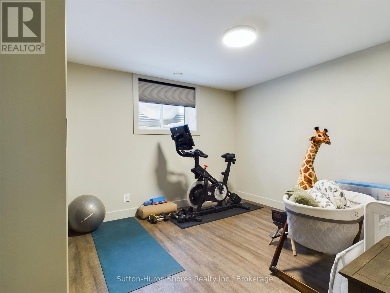 17 Westlinks Drive, Saugeen Shores, Ontario  N0H 2C3 - Photo 41 - X12180912
